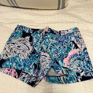 Lilly Pulitzer shorts, like new!